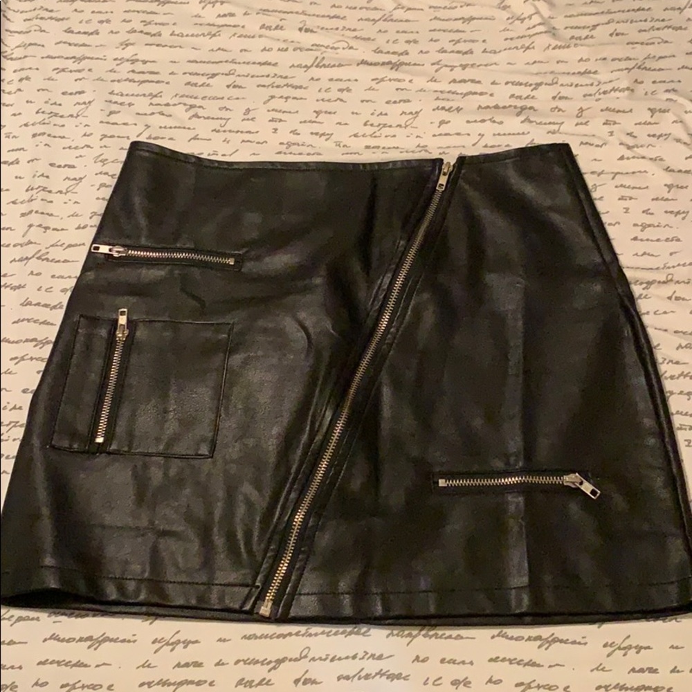 Leather skirt